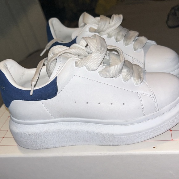 Toddler alexander mcqueens - Picture 4 of 10